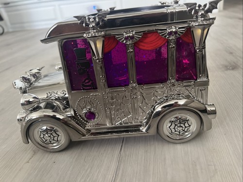 2024 Bath & Body Works Hearse Skeleton Candle Light Up Halloween + Wallflower - Picture 2 of 10