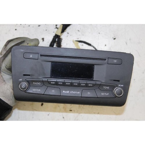 RADIO FÜR AUDI A1 (10-15) 8X 1.4 16V TSI (90KW) BER. 3P/B/1390CC 2010