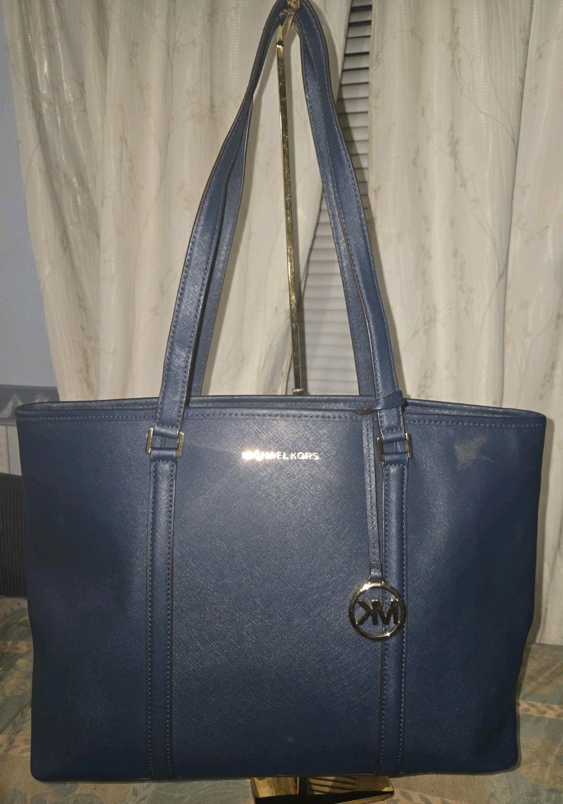 Michael Kors Sady large Multi-functional Top Zip … - image 1