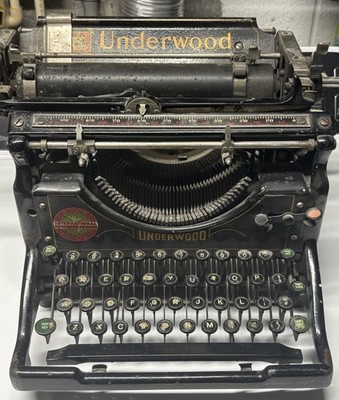 Vintage 1931 Underwood No. 5 Typewriter Keys Still Work
