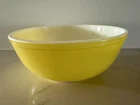 Vintage Yellow PYREX Large Nesting Mixing Bowl 4 QT #404 Primary Color 10”