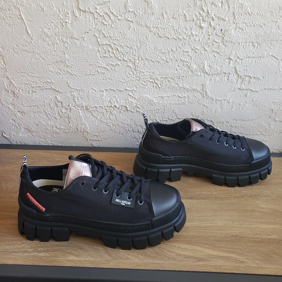 Botas de plataforma Palladium Revolt Lo TX para mujer 8,5 negras de lona gruesas Gorpcore Y2K Foto 4 de 4
