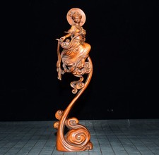 Exquisite Small Leaf Boxwood Chang'e Ornament