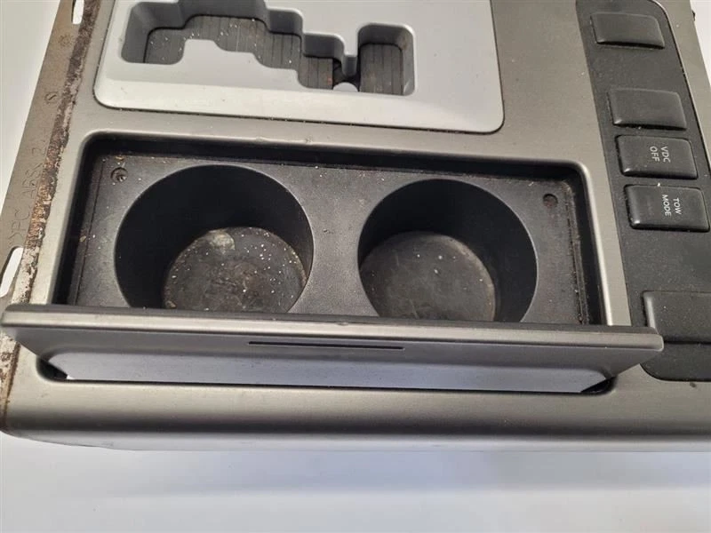 Nissan Armada 2008 09 10 2011 palanca de cambios portavasos bisel con interruptores Foto 4 de 4