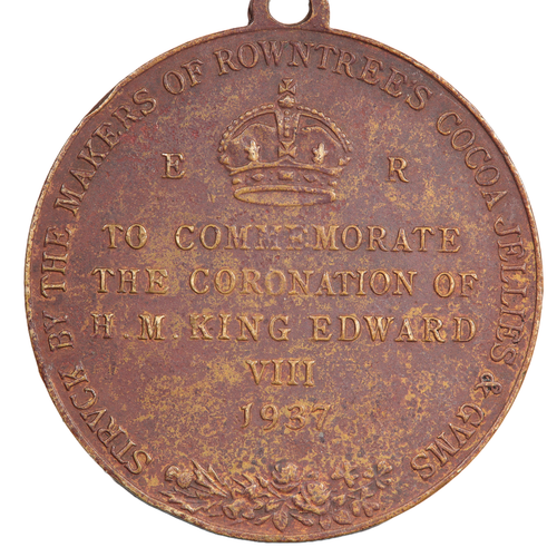 1937 KING EDWARD VIII CORONATION MEDAL: ROWNTREES COCOA (#7809)