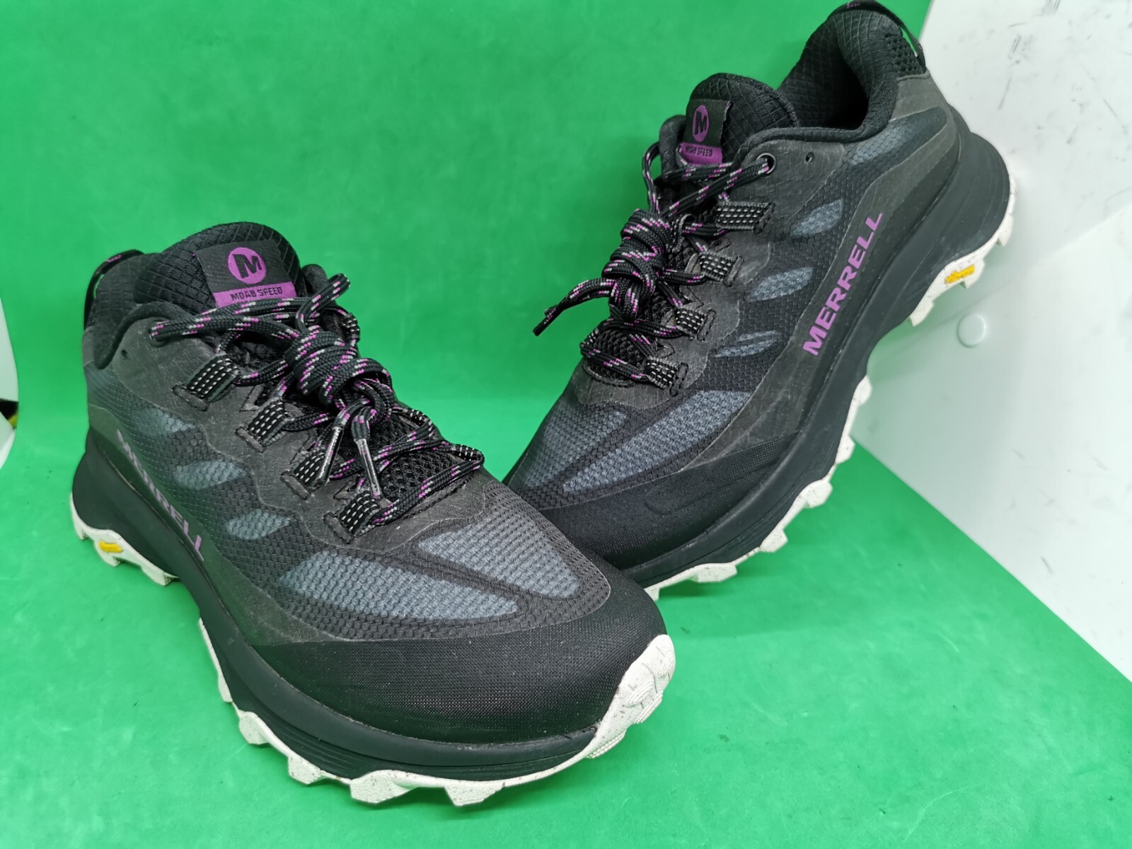 Scarpe da trail nere Merrell da donna Moab Speed GTX taglia 7 larghe
