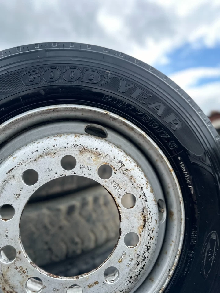 215/75 R17.5 Tyre - J Rated - Part Worn - Built On A 10 Stud Wheel - Image 4 of 4