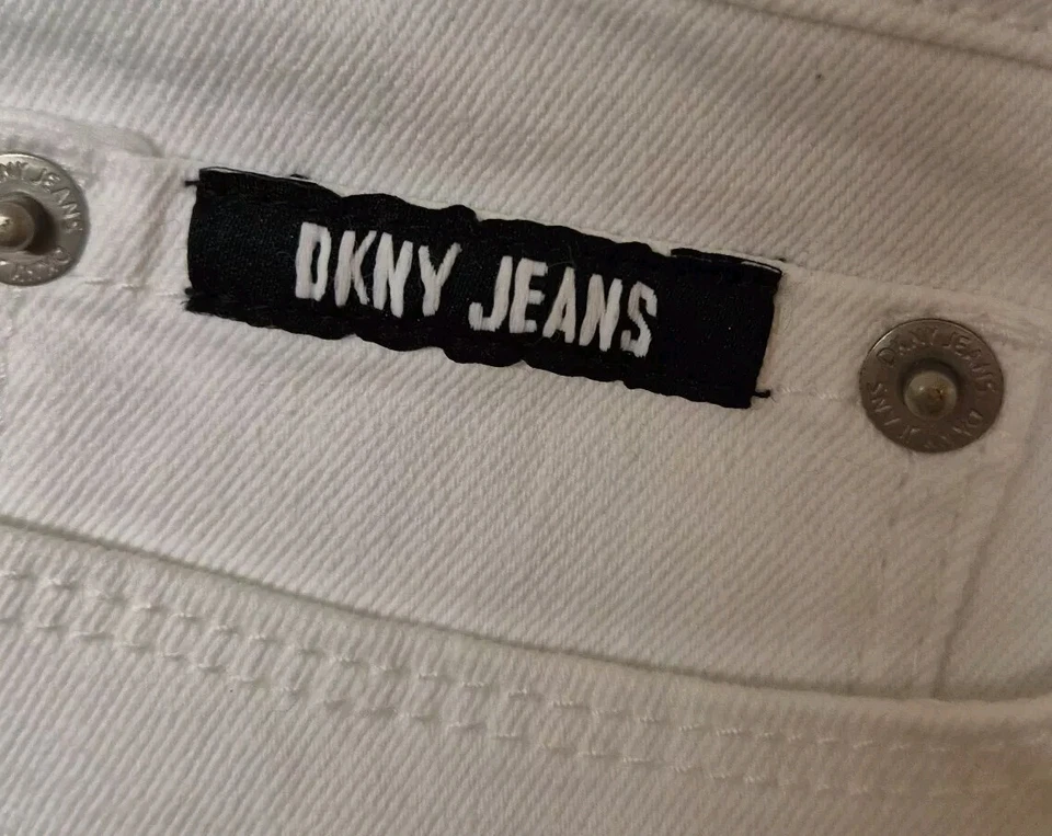 DKNY Rivington Jeans White Cropped Raw Edge Hem Size 12 - Image 3 of 4
