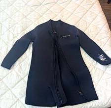 Aqua Lung Women's Black Neoprene Wetsuit Jacket with Front Zipper