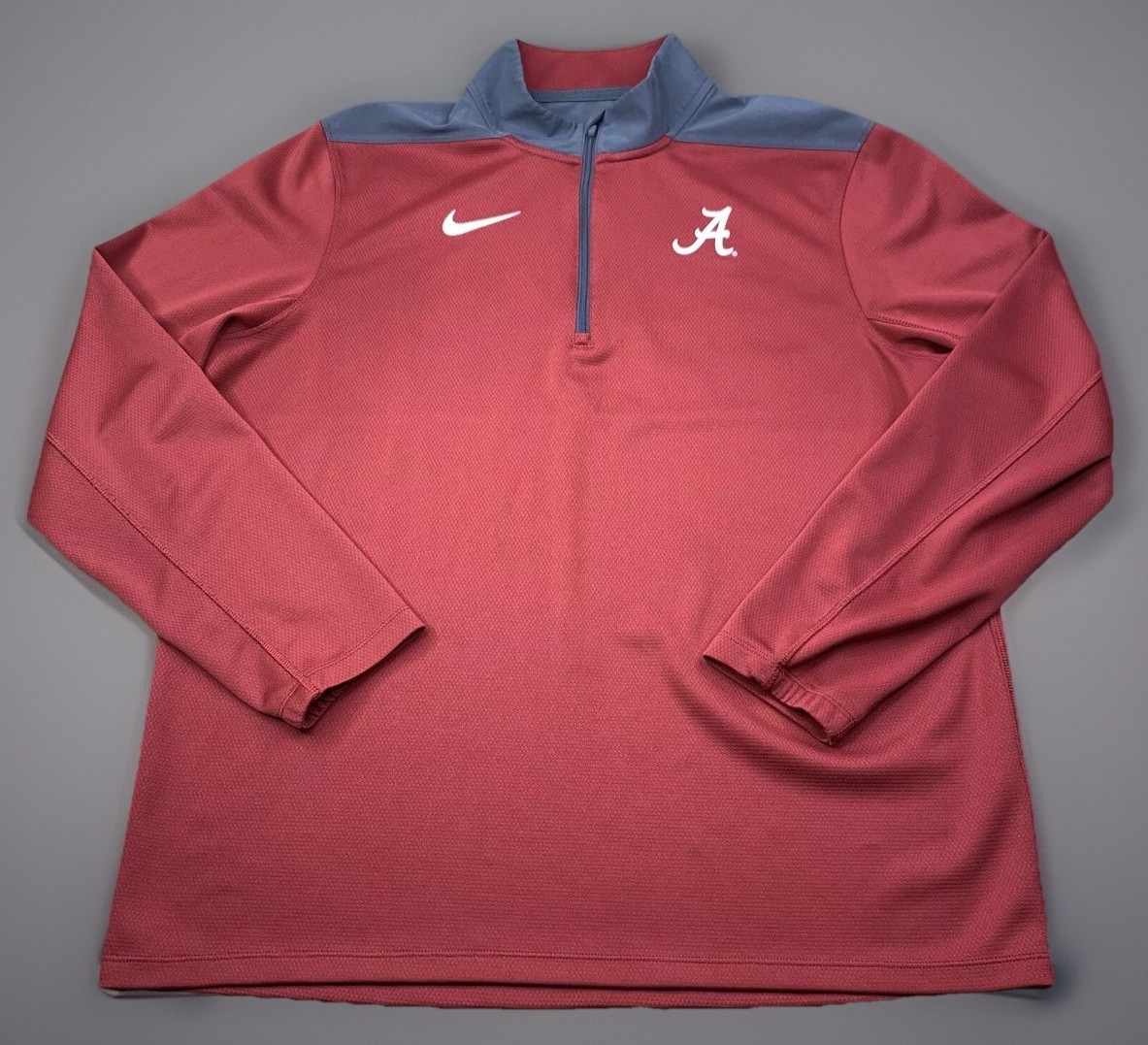 SACAI X NIKE Nike Alabama Crimson Tide 1 4 Zip Uomo Dri Fit Pullover DB9425 698 Taglia Large