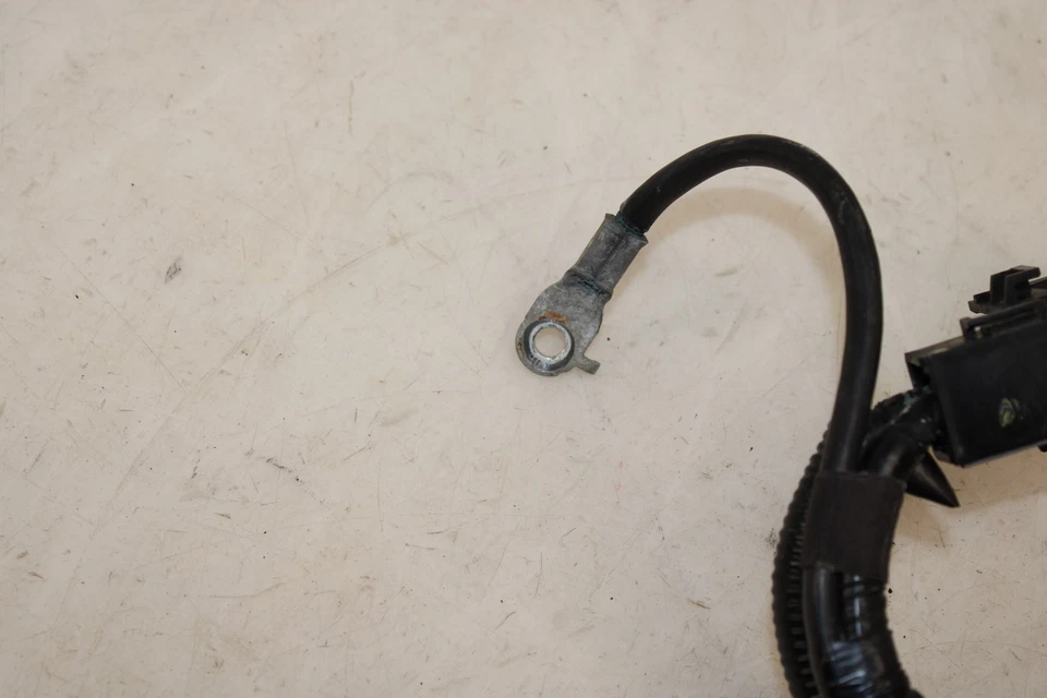 Cable de batería positivo OEM MV49 Mazda MX-5 Miata 2016-2017 Foto 2 de 4