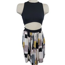 Alice + UO Urban Outfitters Dress Womans Medium Black Cut Out Pleated Open Front