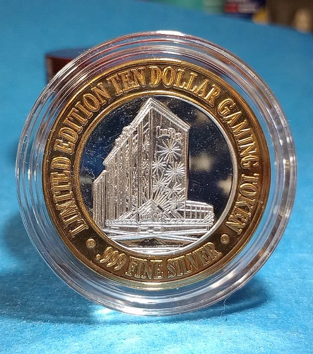 LIMITED EDITION COMSTOCK RENO $10 CASINO TOKEN .6 oz 999 FINE SILVER CENTER