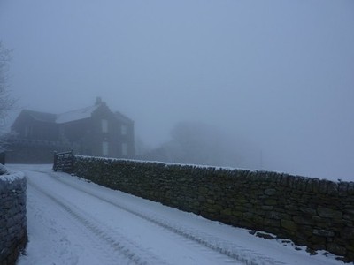 Foto A3 Crawshaw Kopfhaus hohle Wiesen kaum im Nebel gesehen, um 2 c2010