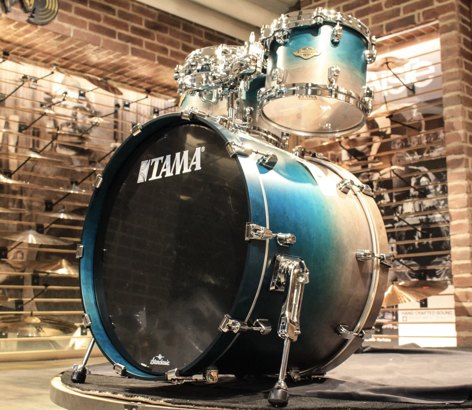 Tama Starclassic Walnut/Birch 5pcs Satin Sapphire Fade Drum set - Demo! - Image 3 of 4