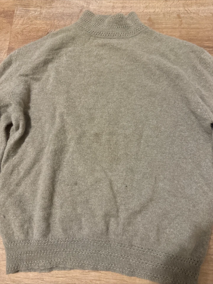 EXCLUSIVELY LORD & TAYLOR 100% TWO PLY CASHMERE SWEATER WOMEN MEDIUM GRAY CREW - Image 2 of 4