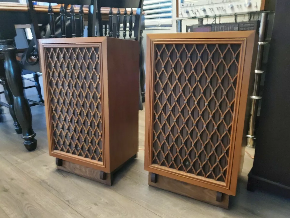 Custom Made Walnut Speaker Stands for Pioneer CS 99 CS99A Speakers