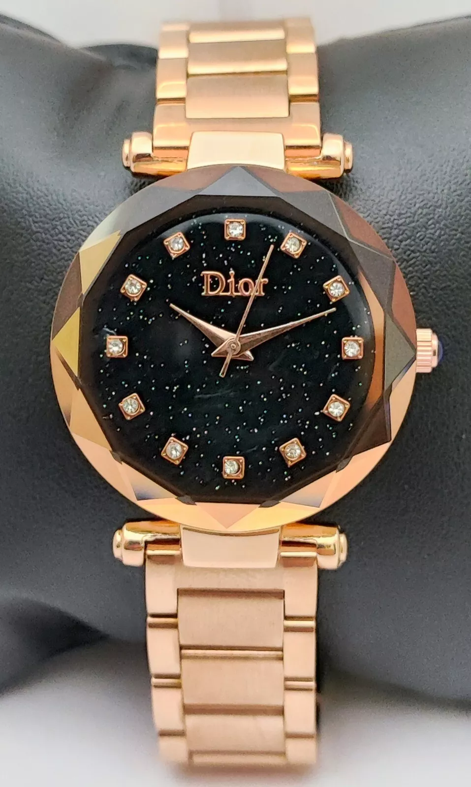Montre bracelet de luxe Dior pour femme cadran noir à quartz bracelet en acier inoxydable   livraison gratuite