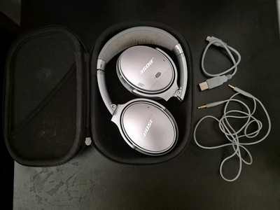 Bose QuietComfort QC35 II  Kopfhörer - Silber 