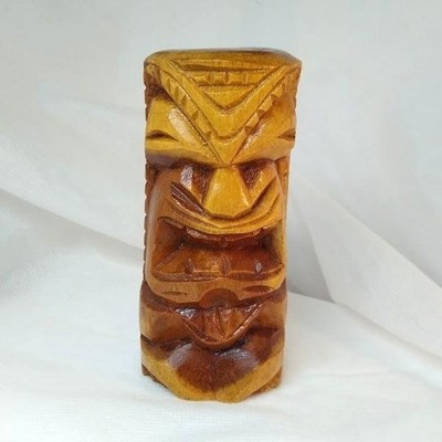 Carved wooden two toned ''Manaloa'' Tiki