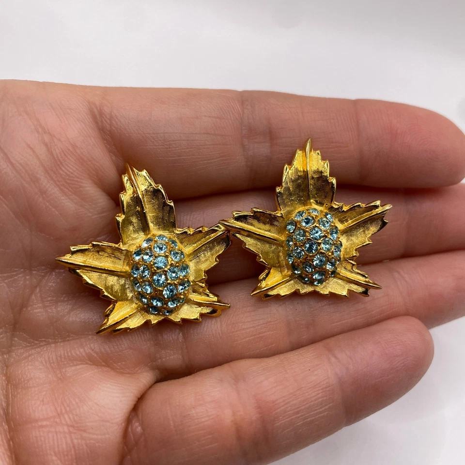 Pendientes Vintage BLANCOS Floral Azul Estrás Chapados en Oro 10K Hoja Pendientes Foto 3 de 4