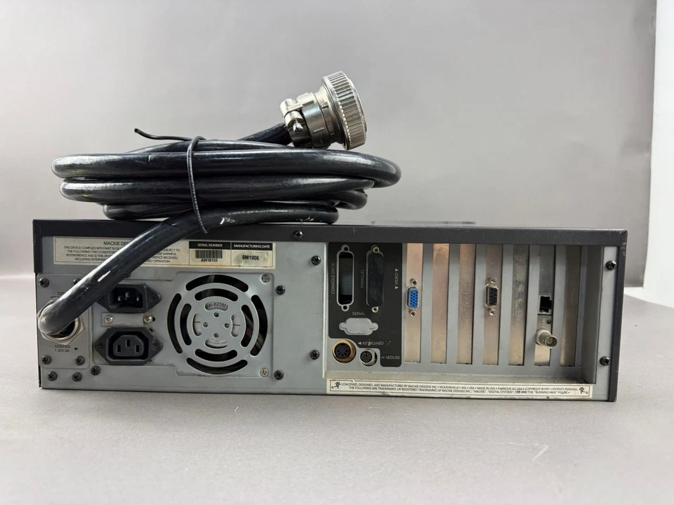 Consola de mesa de mezclas digital Mackie D8B con fuente de alimentación de CPU *LEER* Foto 3 de 4