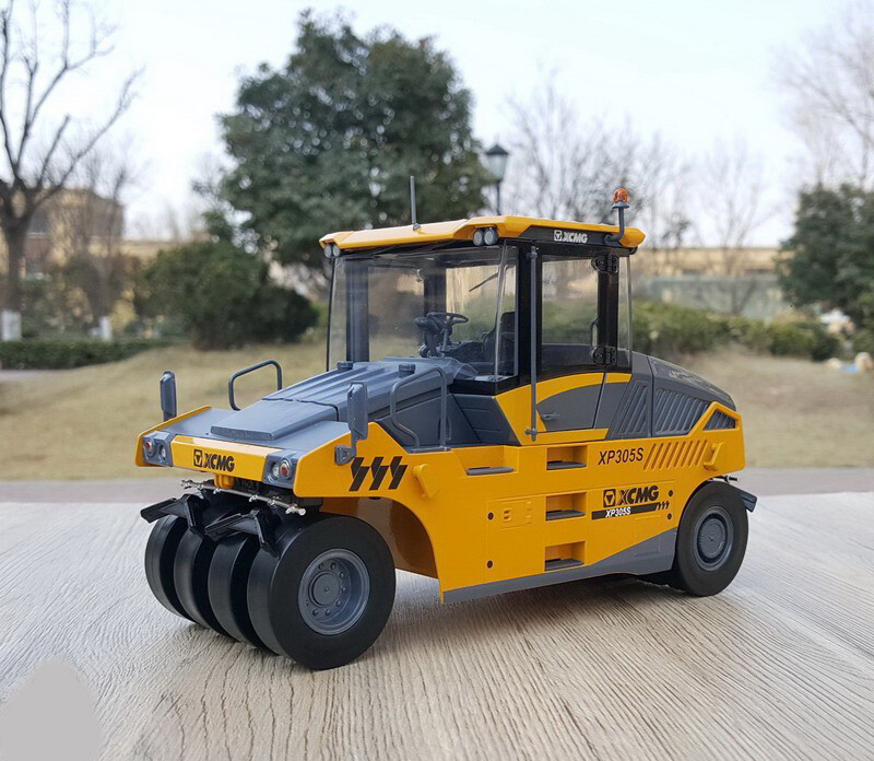 1/25 Scale XCMG XP305S Rubber Tire Roller Diecast Truck Model | eBay