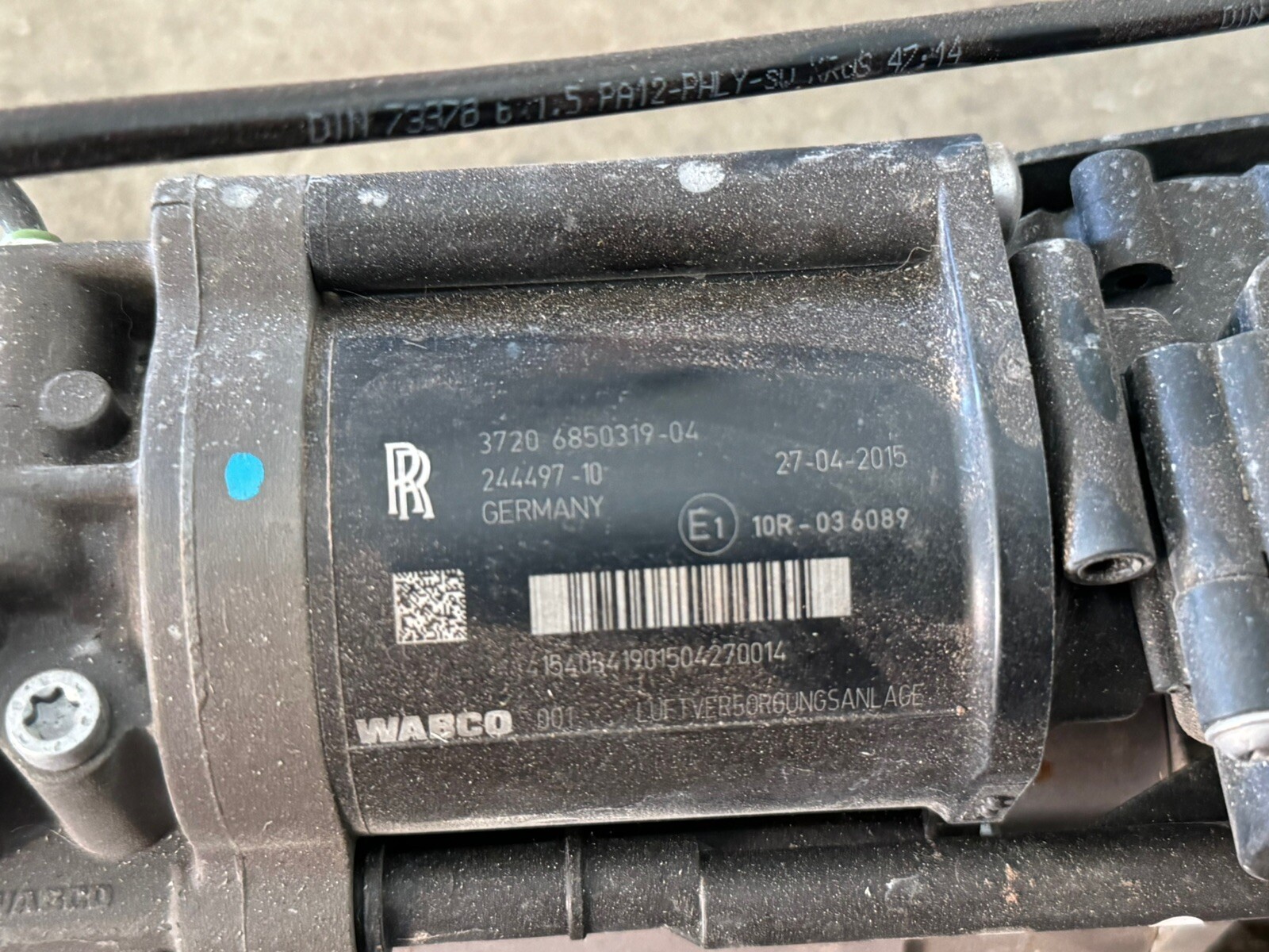 OEM Rolls-Royce Ghost Dawn Wraith Air Suspension Compressor Supply 6850319