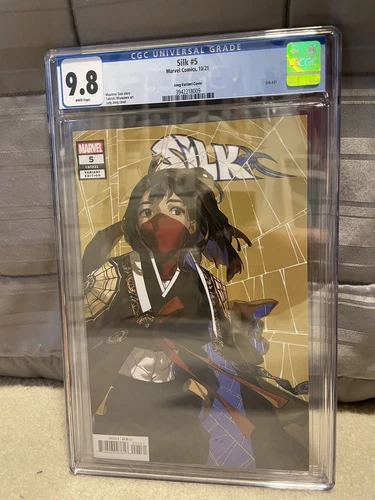 Silk #5 1:25 Incentive Judy Jong VARIANT COVER CGC 9.8 NM/M