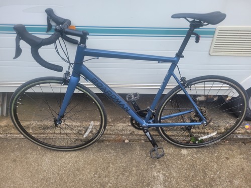 Mens 2022 Boardman road bike. 62cm XL 