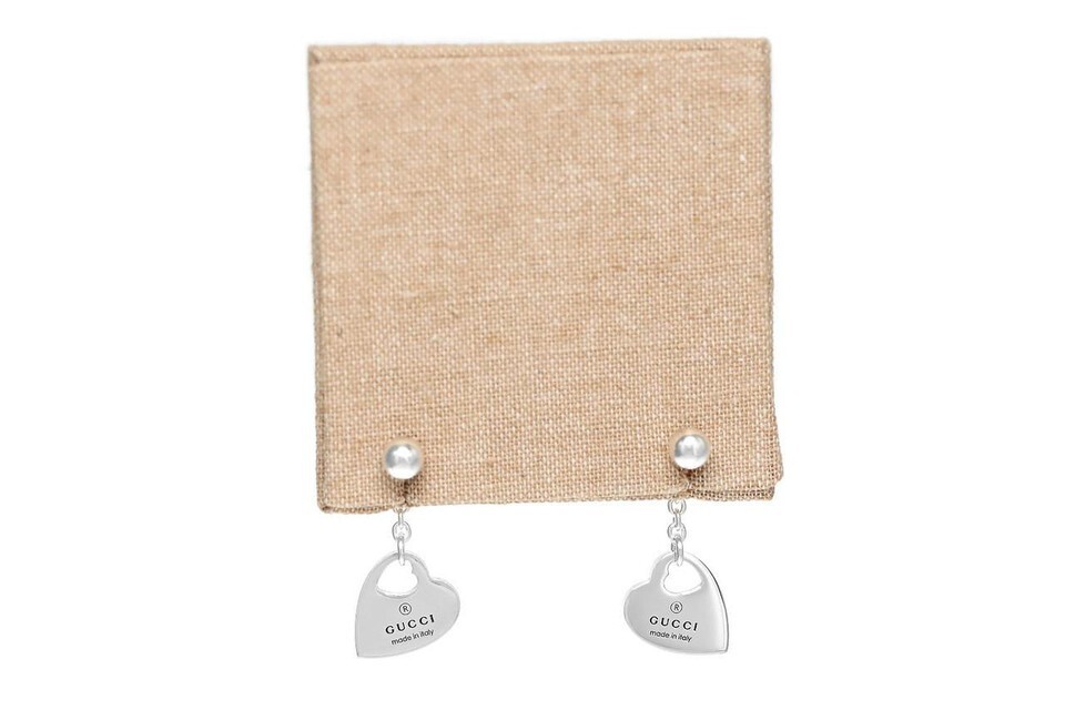 ユリア GUCCI Trademark Sterling Silver Dangling Heart Earrings