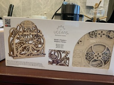 Ugears Theater Mechanical Models Wooden Construction 3D Puzzle Kit New