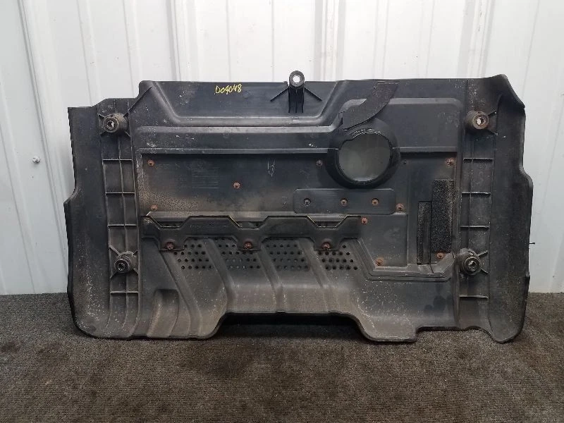 Cubierta del motor Kia Spectra EX 2005 2,0 L Foto 2 de 4