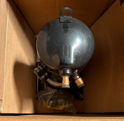 Copeland Scroll ZP29K7E-PFV-830 29,000BTU Fixed Capacity Compressor