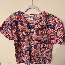 Knot Us Uniform Scrub Top Love Patriotic S/S Large Preowned (Q-49)