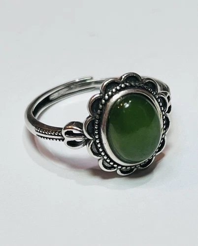 Vintage Style 925 Sterling Silver Natural Green Jade Ring