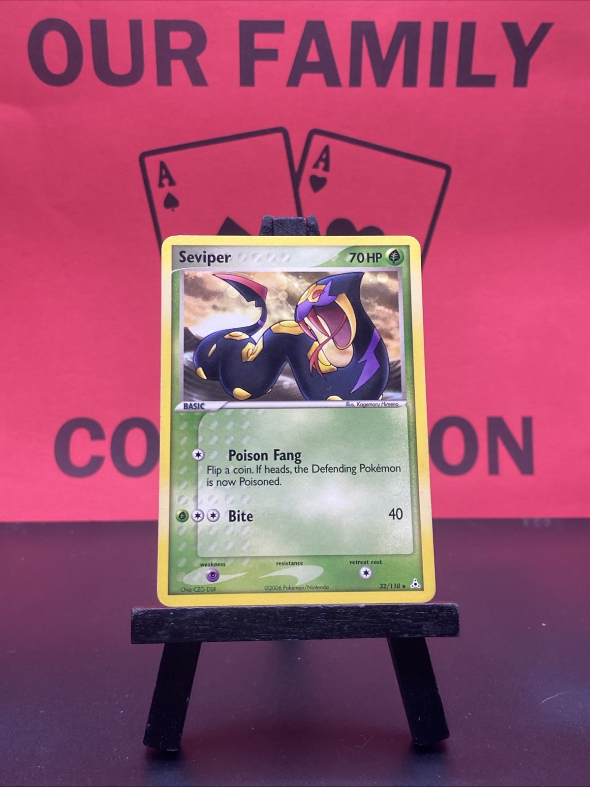 Seviper 32/110 Holon Phantoms Pokemon TCG Regular Rare 2006 NM