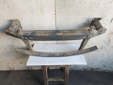 Seat Exeo (3R) 2010 Vorne Träger Stoßstange Stoßfänger vorne 3R0807103