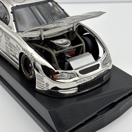 VTG ✅ Dale Earnhardt #3 Goodwrench Chrome Illusion 1:24 Action Diecast NASCAR - Picture 16 of 23