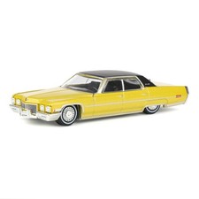 GreenLight 1971 Cadillac Sedan Deville Car California Lowriders Series 7 63080-C