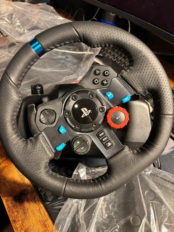 Logitech G29 Volante da Corsa con Pedali - Condizioni eccellenti - Immagine 3 di 4