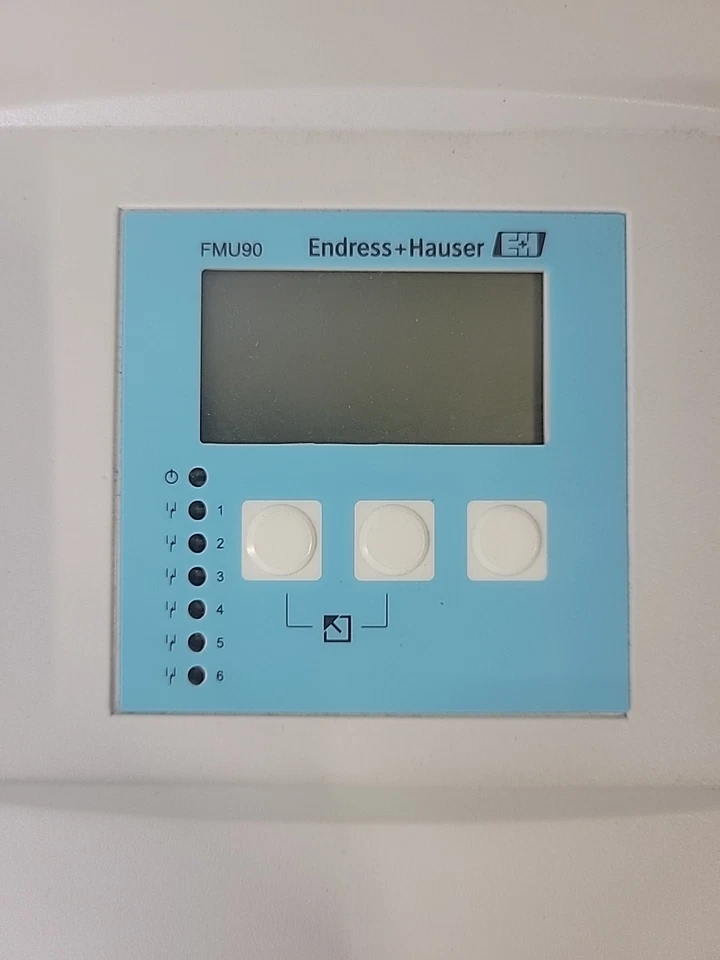 Combo de controlador y (2) sensor Endress + Hauser Prosonic S FMU90 usado buen estado Foto 3 de 4