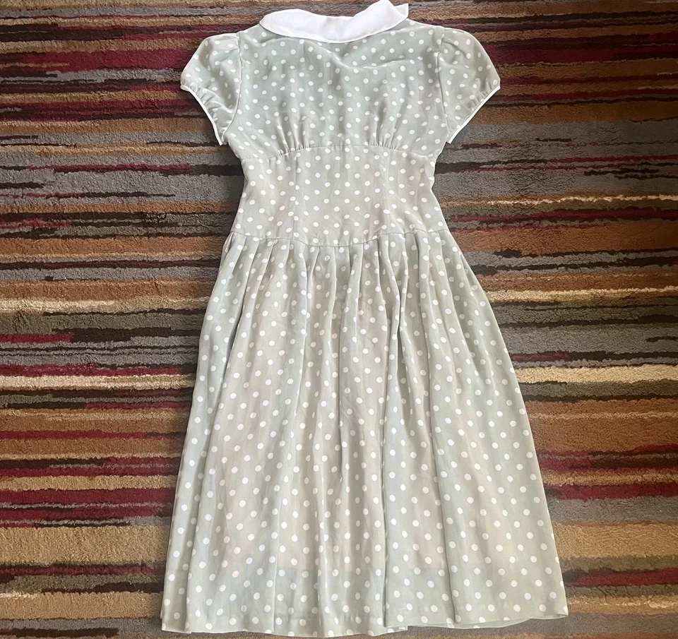Vestido De Colección Carcassonne Medio Verde Lunares Cuello Peter Pan Retro Clásico Foto 2 de 4