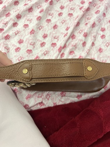 JUICY COUTURE Pebbled Brown Leather Studded Rhinestone Heart Baguette Handbag - Picture 5 of 7