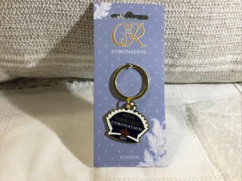 King Charles III CORONATION Gold Tone Souvenir Keychain Keyring 2023 NEW - Picture 10 of 15