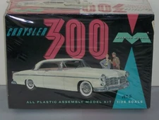 Moebius 1/25 Scale Chrysler 300
