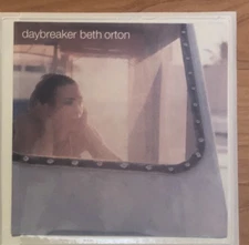BETH ORTON DAYBREAKER PROMO CD in a SLEEVE PACKAGE (see description for titles)