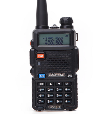 BAOFENG UV-5R PLUS 2M/70CM WALKIE-TALKIE VHF UHF 5WATT HANDHELD HAND-FUNKGER&Auml;T E