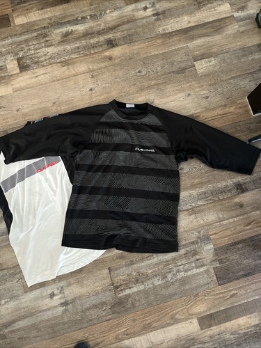 Lots Of 2 Dakine Jerseys Dh Enduro Short Sleeves Men’s Large L Downhill - Picture 2 of 9