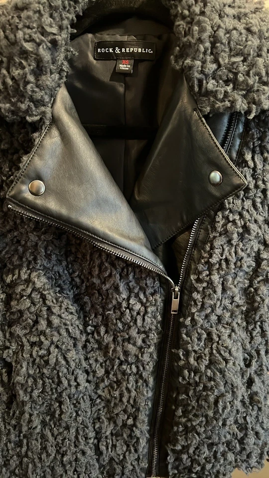 Women’s Rock And Republic Sherpa Jacket Black Size XS - Image 4 of 4